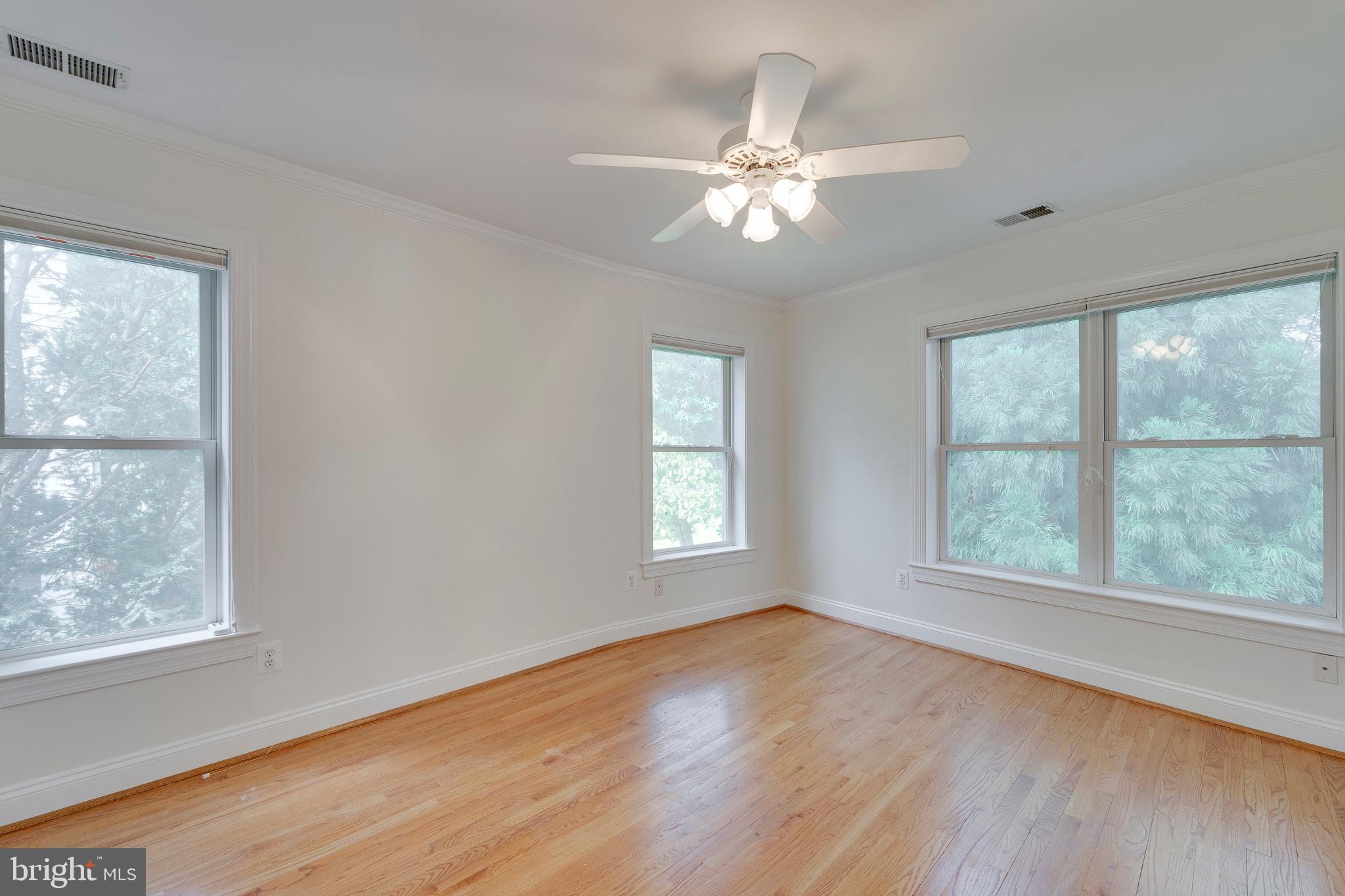 8104 Maple Ridge Road Bethesda, MD 20814 - Photo 46 of 61 En-Suite BR 4