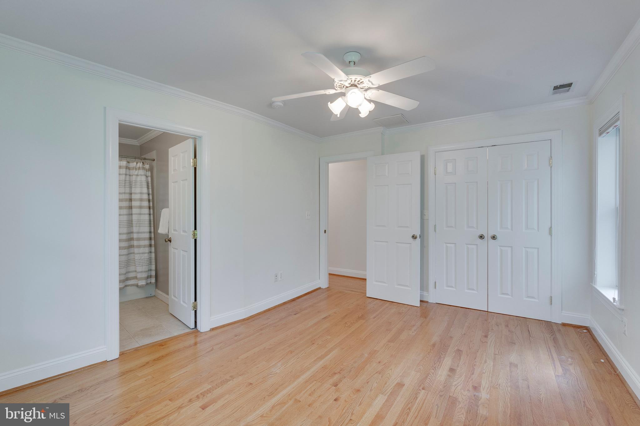8104 Maple Ridge Road Bethesda, MD 20814 - Photo 47 of 61 En-Suite BR 4