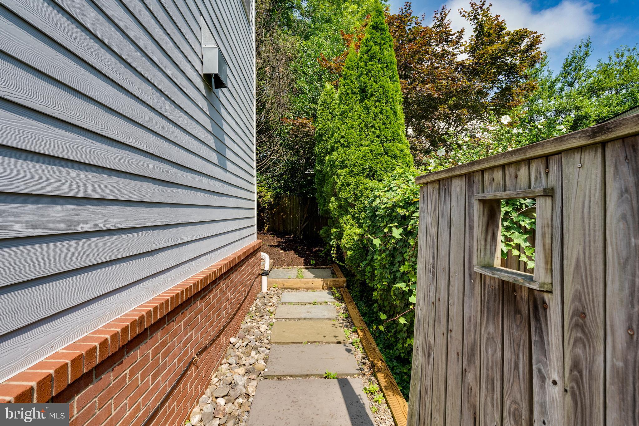 8104 Maple Ridge Road Bethesda, MD 20814 - Photo 55 of 61