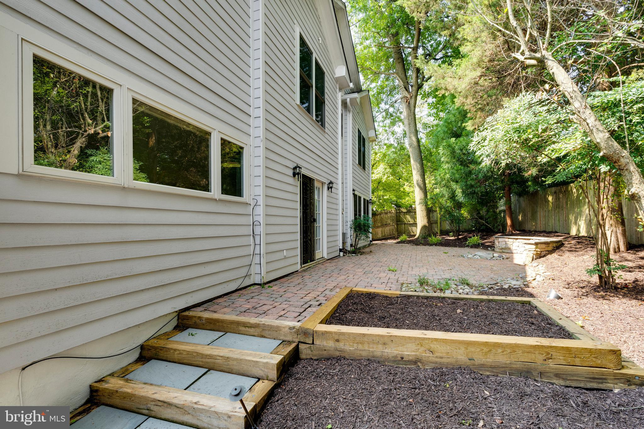 8104 Maple Ridge Road Bethesda, MD 20814 - Photo 57 of 61