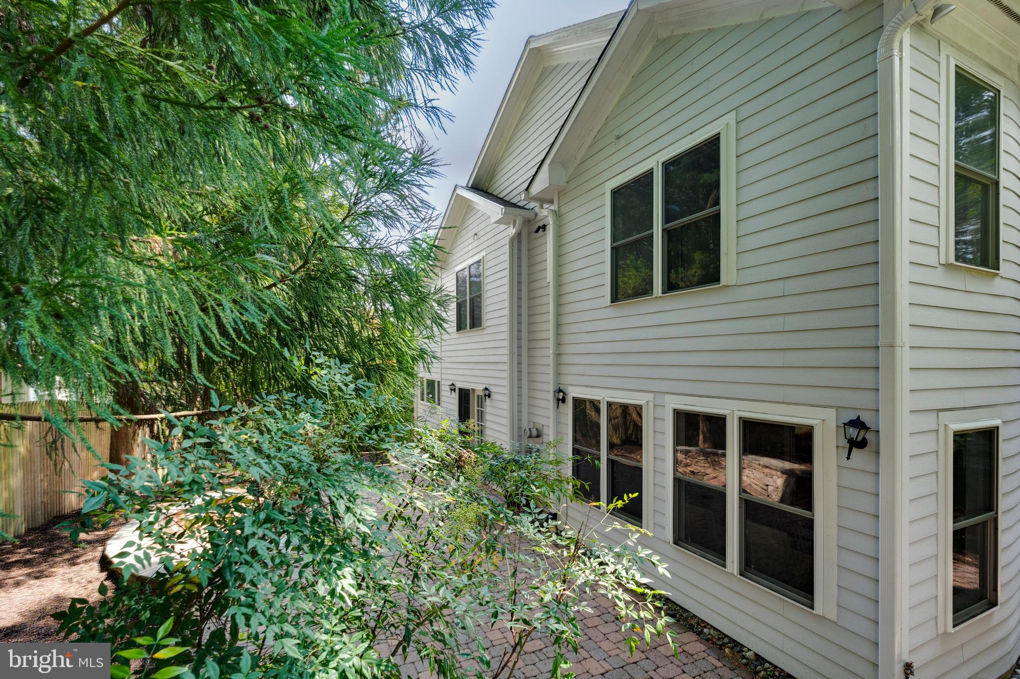 8104 Maple Ridge Road Bethesda, MD 20814 - Photo 59 of 61