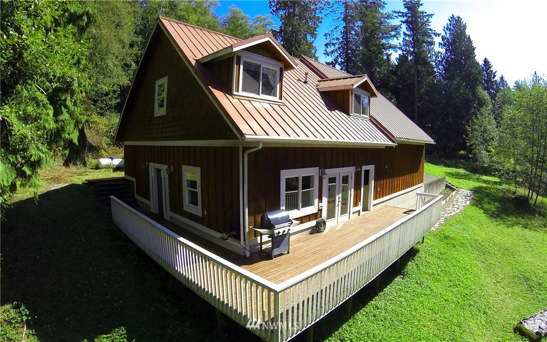 17366 Allen Road Bow, WA 98232 - Photo 1 of 25 Gallery Image 1