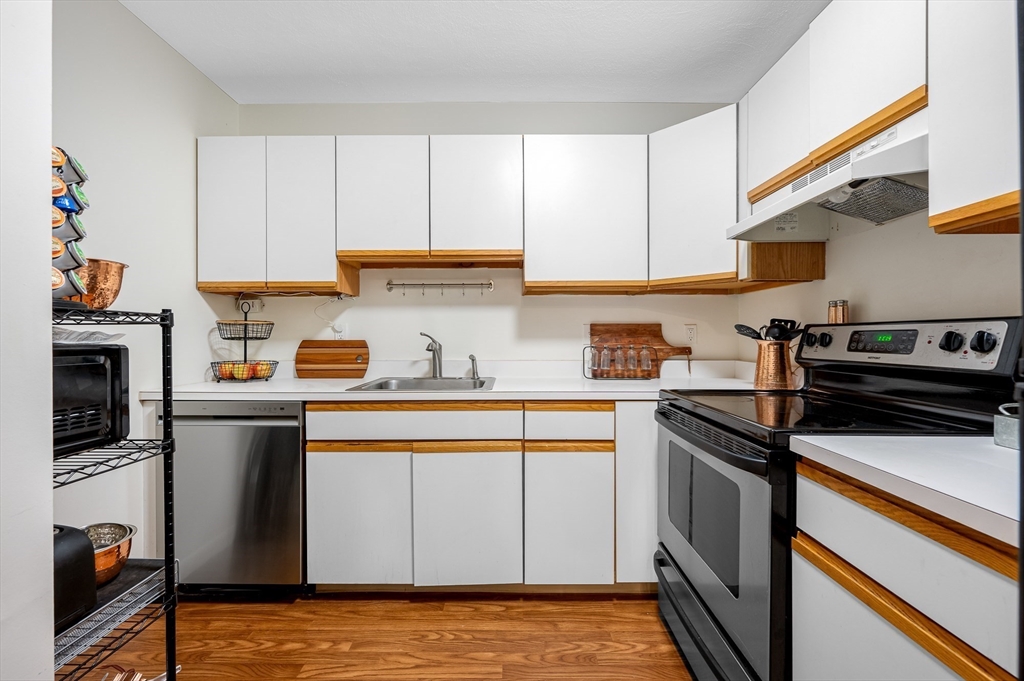302 Boston Post Road East, Unit B15 Marlborough, MA 01752 - Photo 6 of 12 Gallery Image 6