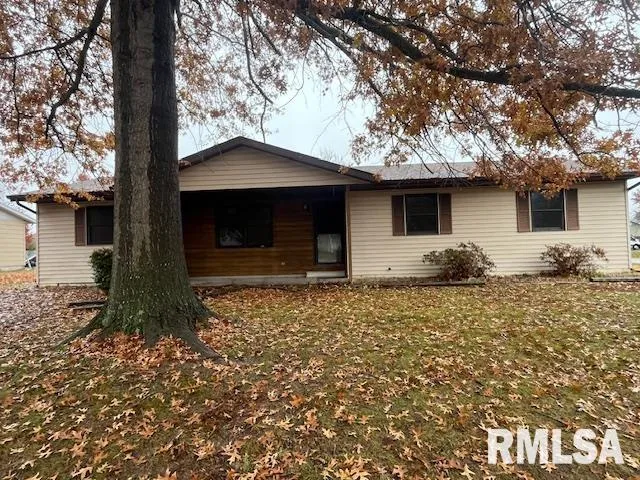$129,900 | 101 North Lawrence Street, De Soto, IL 62924