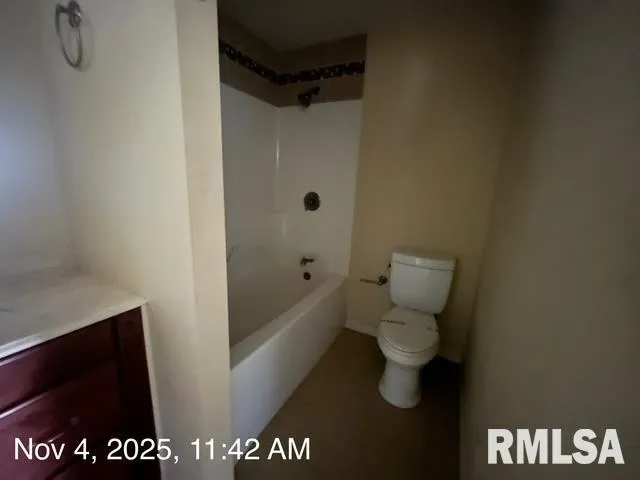 $129,900 | 101 North Lawrence Street, De Soto, IL 62924