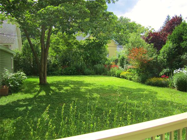 58 Thorndyke Street Springfield, MA 01118 - Photo 17 of 22 Gallery Image 17