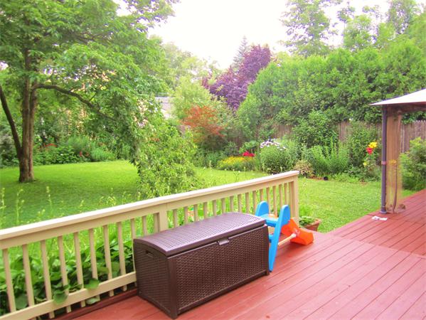 58 Thorndyke Street Springfield, MA 01118 - Photo 10 of 22 Gallery Image 10