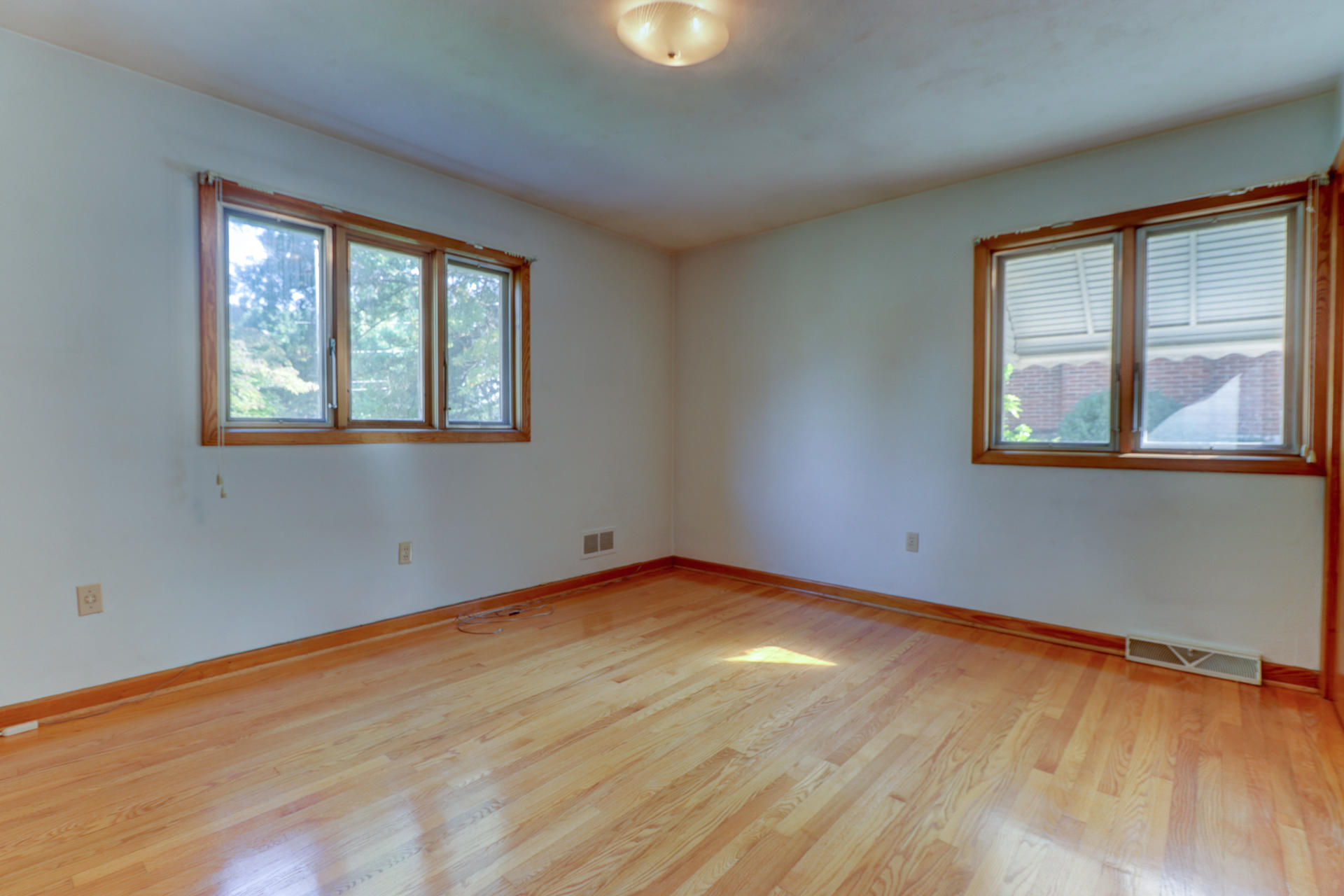 3218 Rasmont Road Roanoke, VA 24018 - Photo 22 of 37 IMG_1215_6_7_8_9