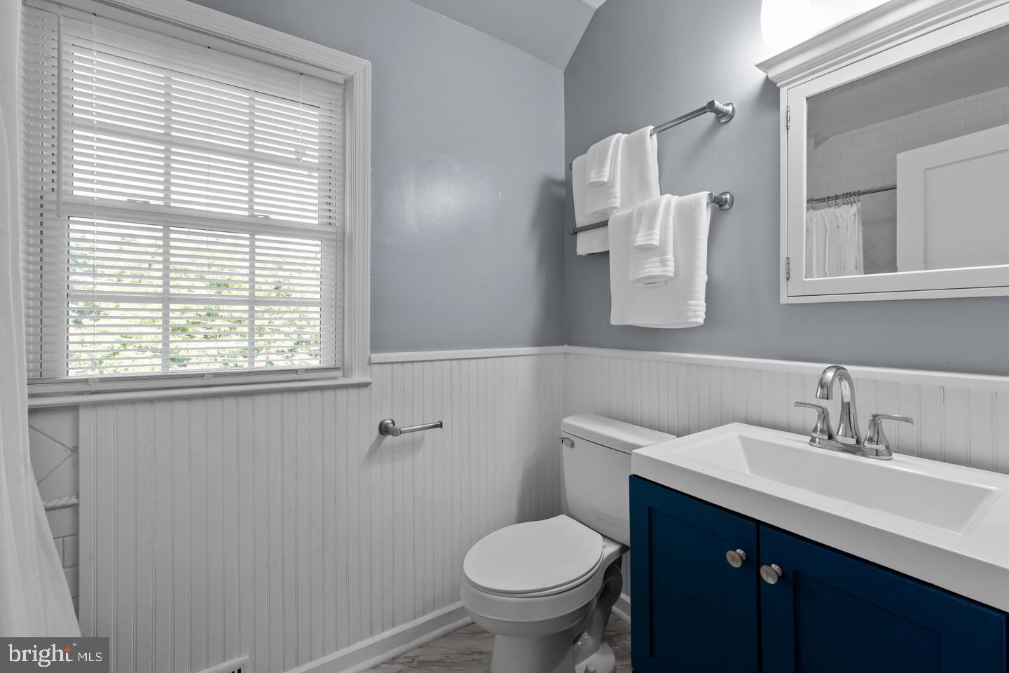 2504 Seminary Road Silver Spring, MD 20910 - Photo 11 of 21 Upper Level Full Bath