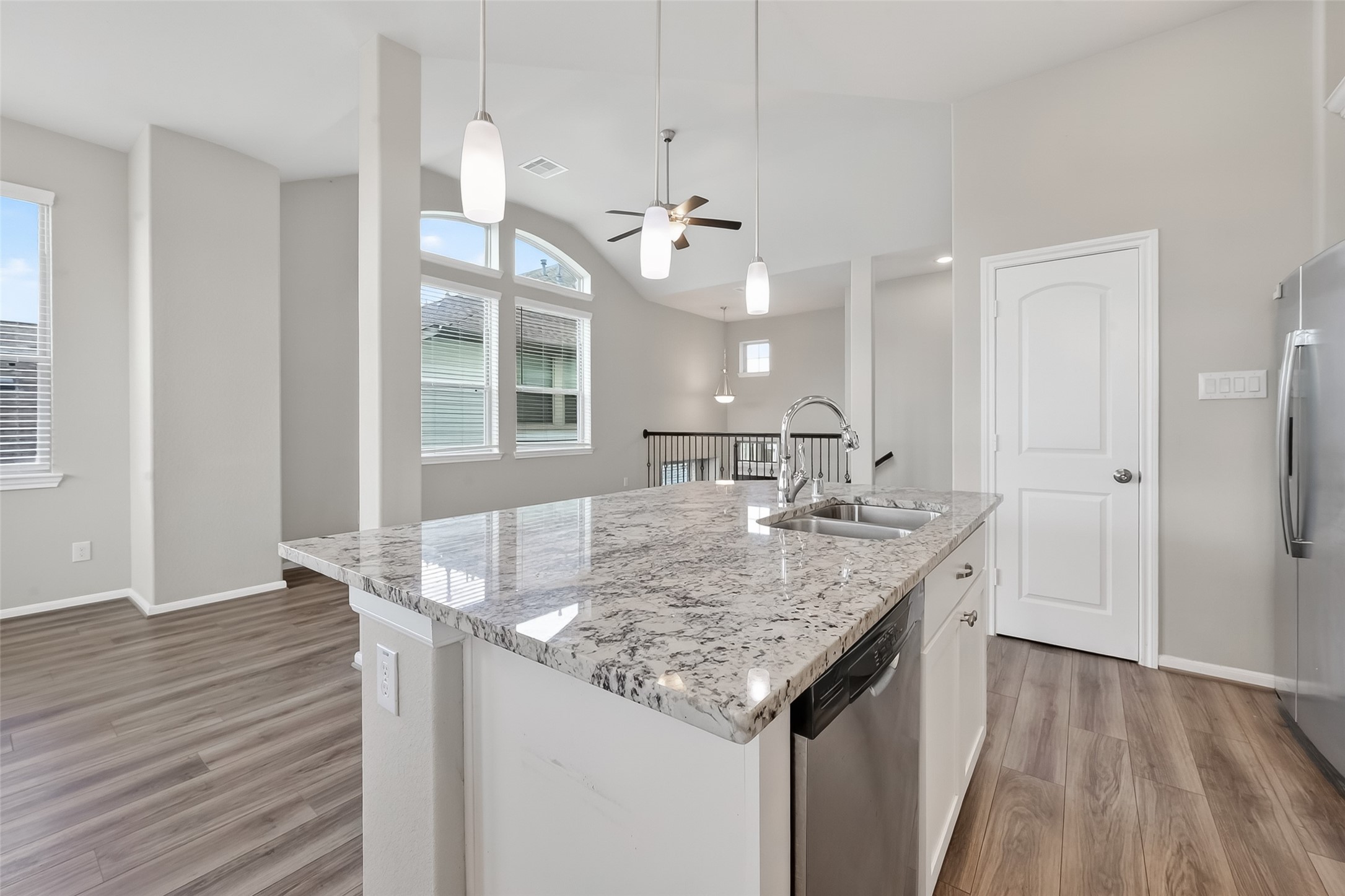 16226 Rattlesnake Run Trail Cypress, TX 77433 - Photo 8 of 29