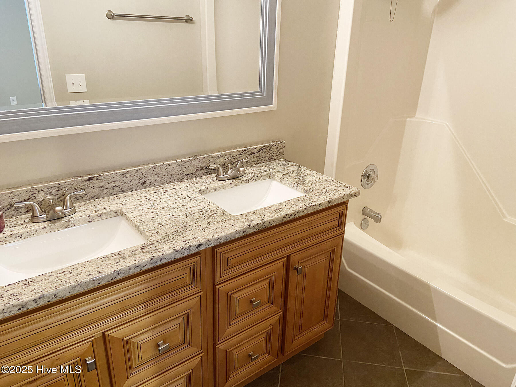 2526 Sapling Circle Wilmington, NC 28411 - Photo 7 of 12 2526saplingcir7_lg