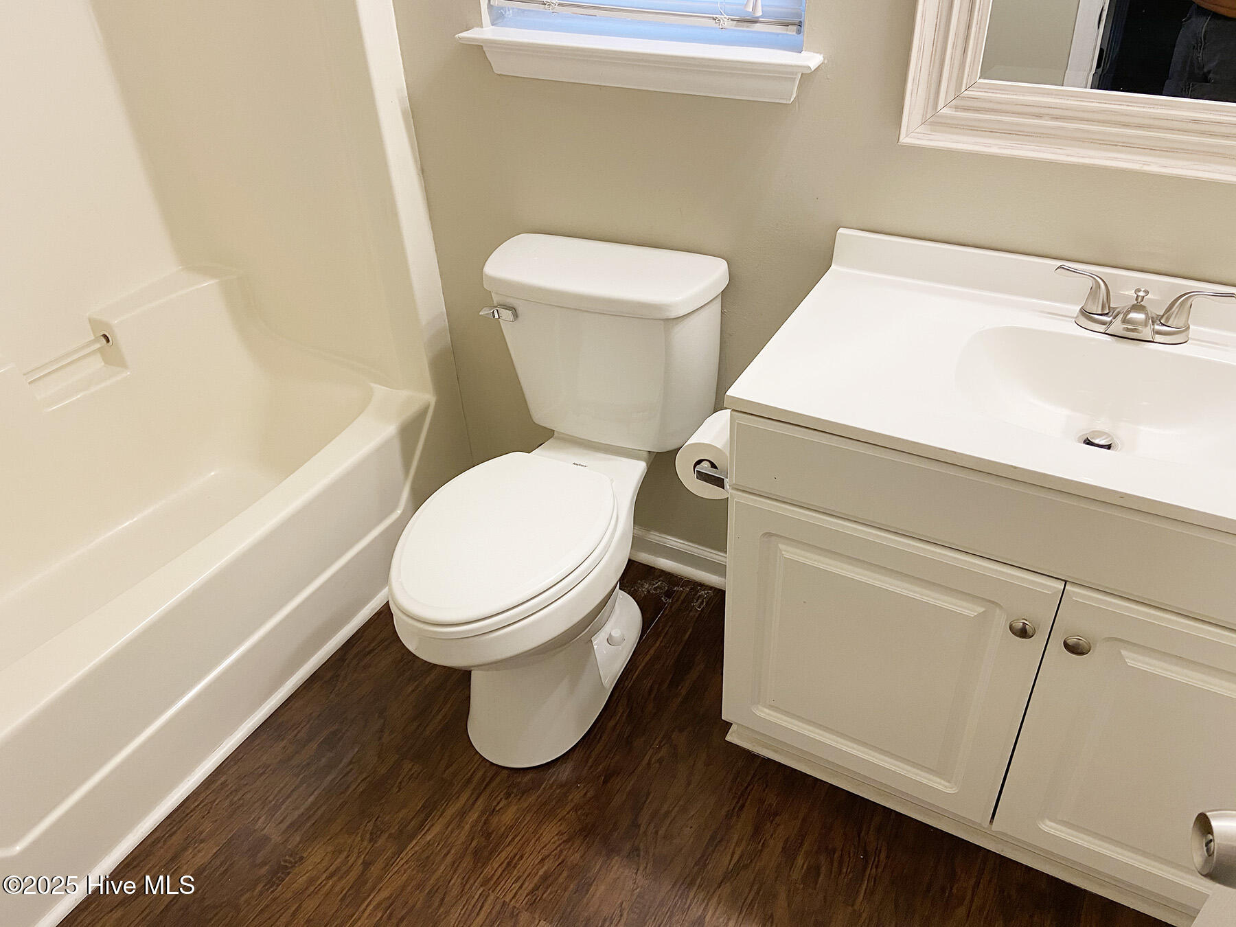 2526 Sapling Circle Wilmington, NC 28411 - Photo 8 of 12 2526saplingcir8_lg