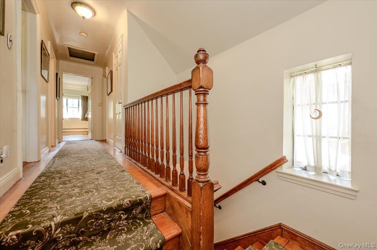 1264 Rhinelander Avenue Bronx, NY 10461 - Photo 21 of 50