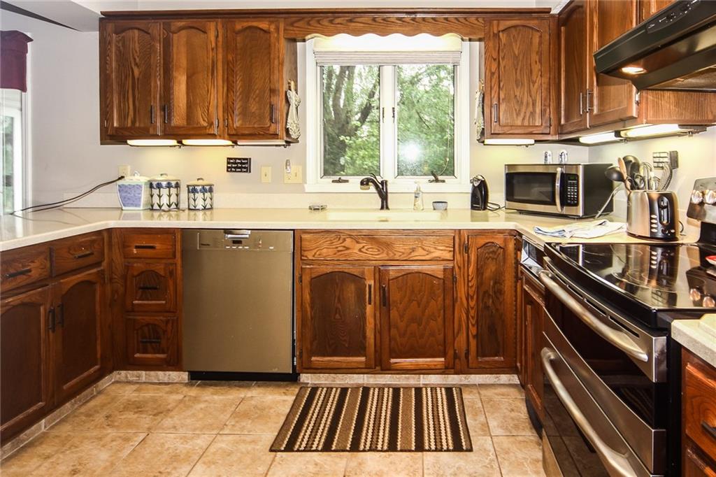 7423 Sylvan Ridge Road Indianapolis, IN 46240 - Photo 13 of 30 Gallery Image 13