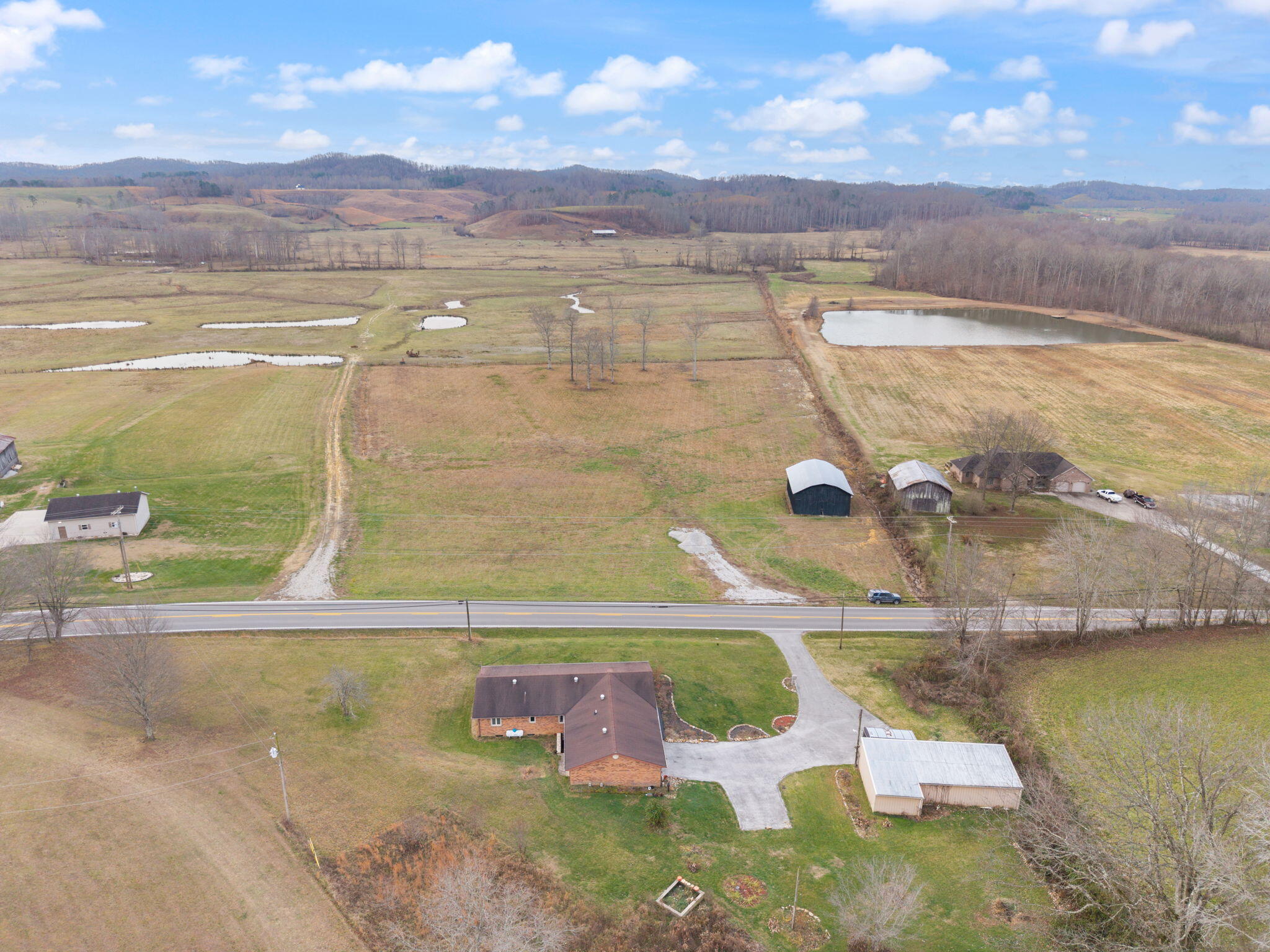 0 East Laurel Road London, KY 40741 - Photo 2 of 36 17-web-or-mls-DJI_20251210100743_0015_D
