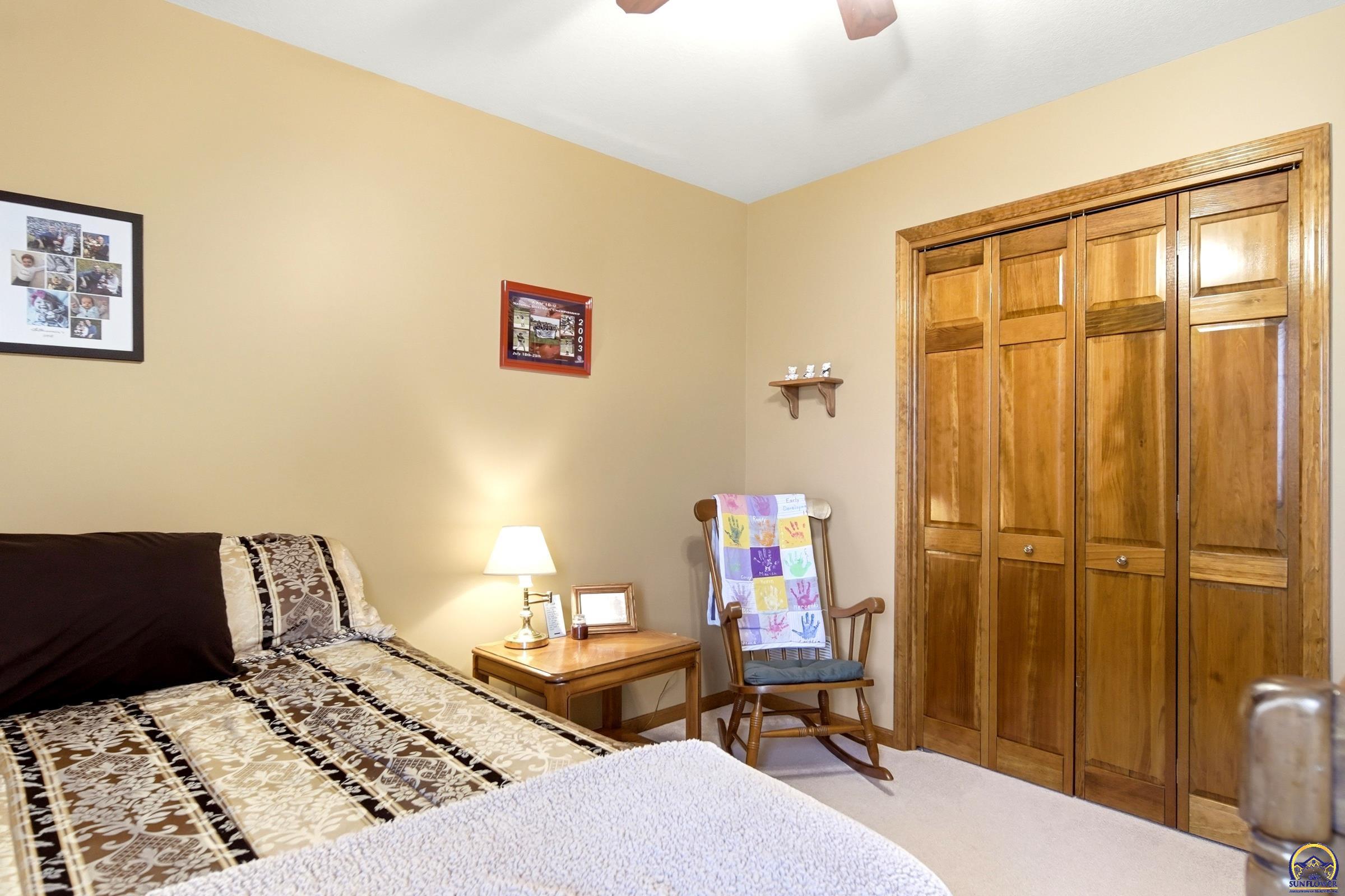 3108 Southwest Staffordshire Road Topeka, KS 66614 - Photo 16 of 30