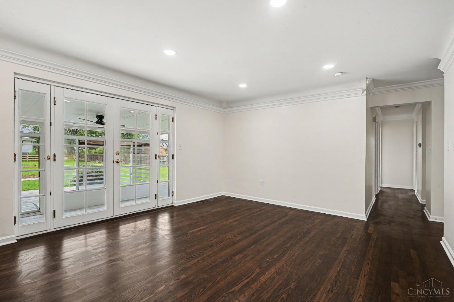 12175 Snider Road Cincinnati, OH 45249 - Photo 6 of 38