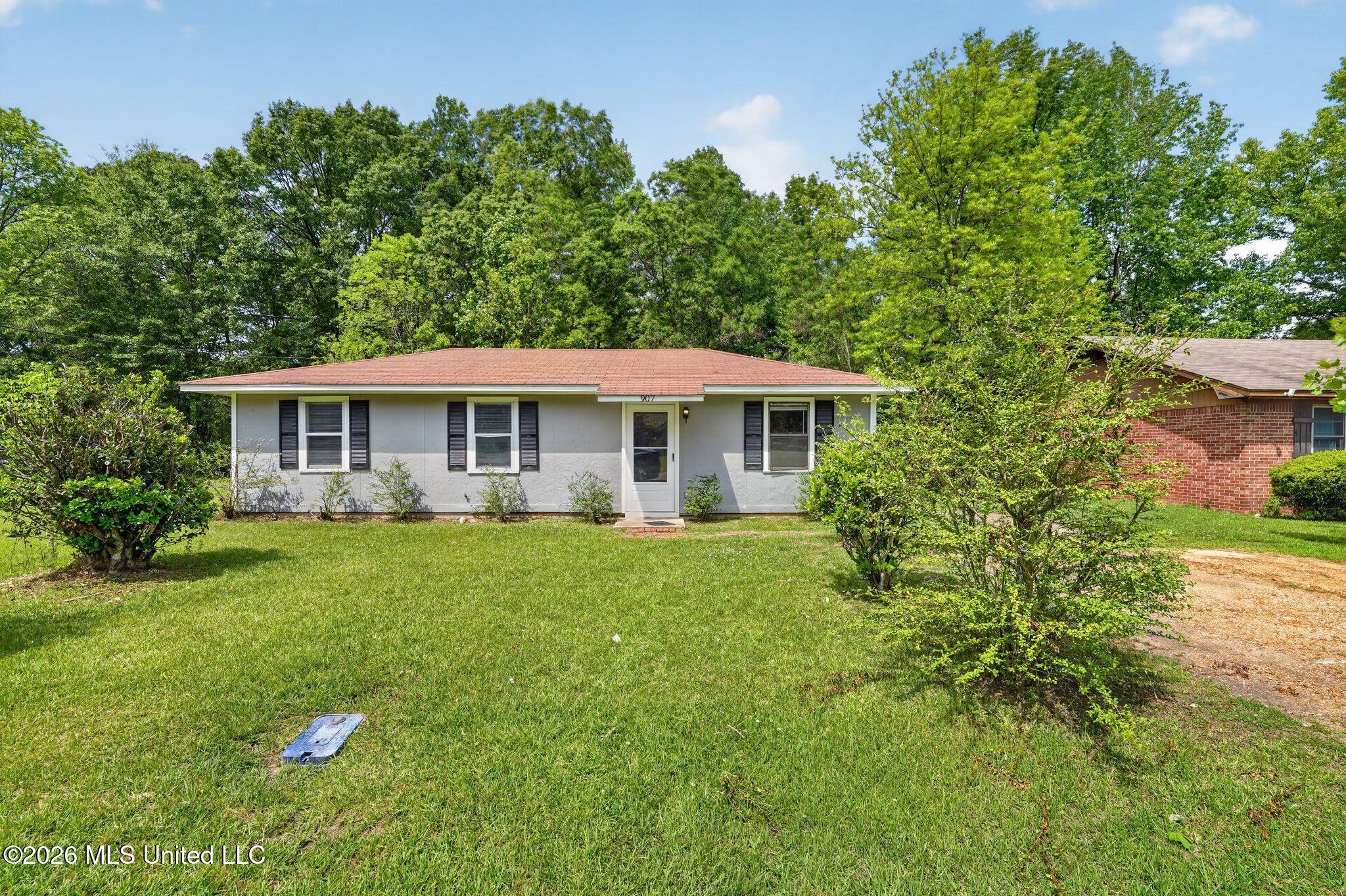 01_907_Tyler_St_Pearl_MS_39208-Exterior-