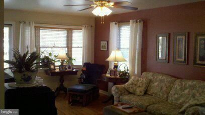 809 Rosedale Avenue Rosedale, MD 21237 - Photo 1 of 19 Living Room 1