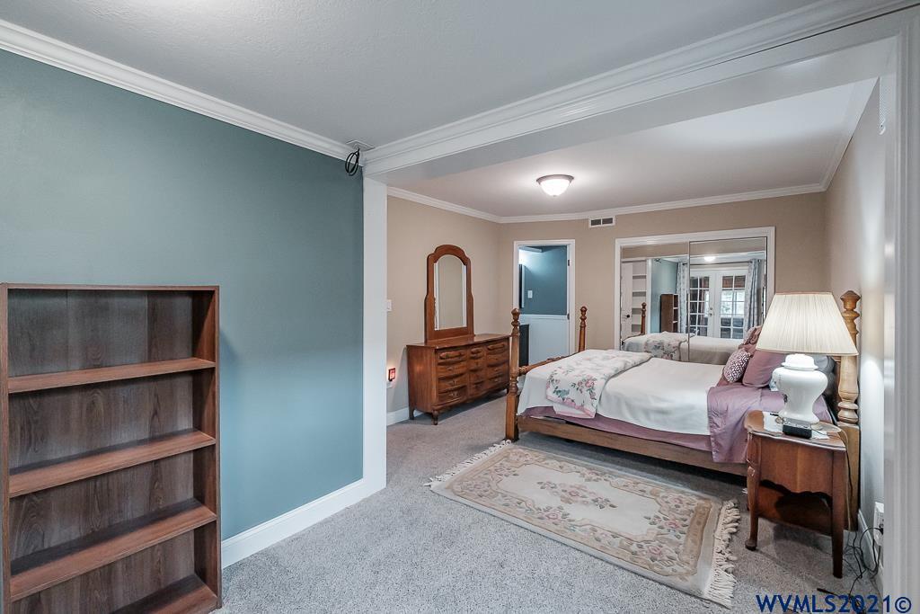 130 Oak Villa Road Dallas, OR 97338 - Photo 32 of 42