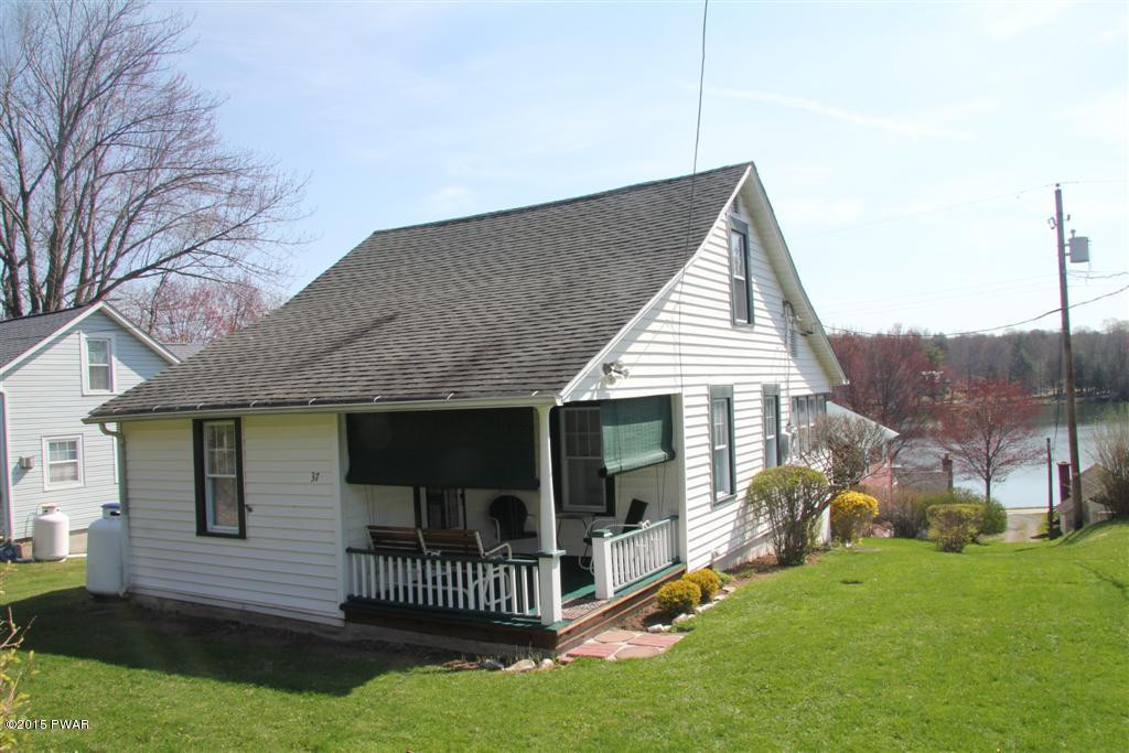 37 Sensentine Road Waymart, PA 18472 - Photo 2 of 51