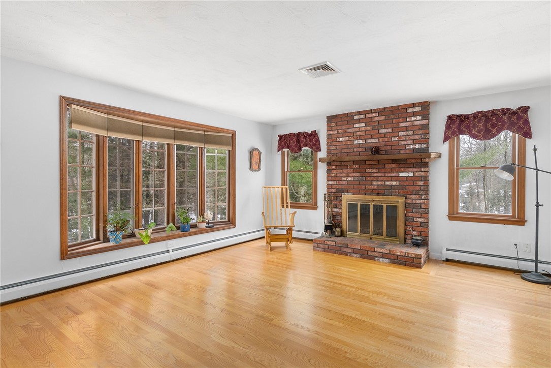 40 Olney Keach Road Glocester, RI 02814 - Photo 5 of 50 Gallery Image 5