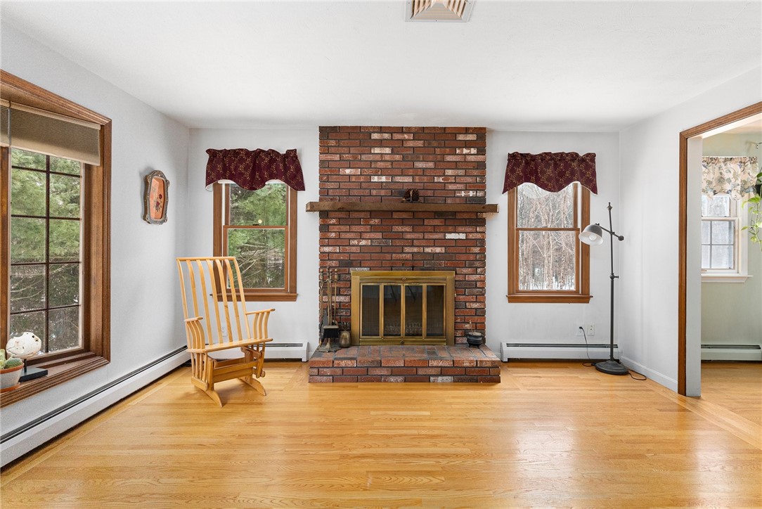40 Olney Keach Road Glocester, RI 02814 - Photo 6 of 50 Gallery Image 6