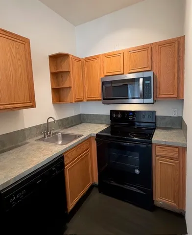 $1,195 | 1112 Lawrence Street, Unit 3, Houston, TX 77008