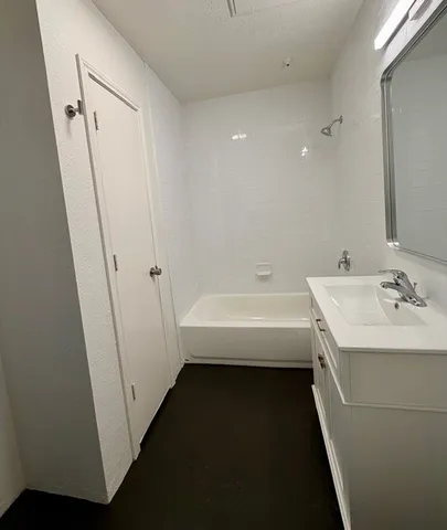 $1,195 | 1112 Lawrence Street, Unit 3, Houston, TX 77008