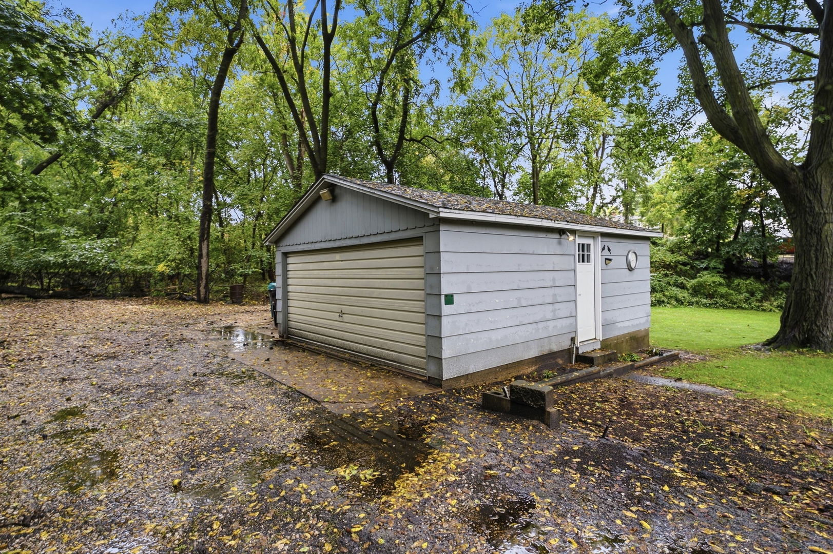 1315 34th Street Moline, IL 61265 - Photo 4 of 38 Gallery Image 4