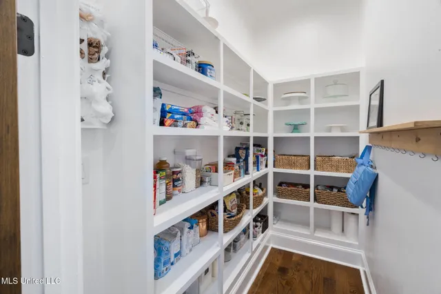 $509,900 | 566 Shadow View Drive, Hernando, MS 38632