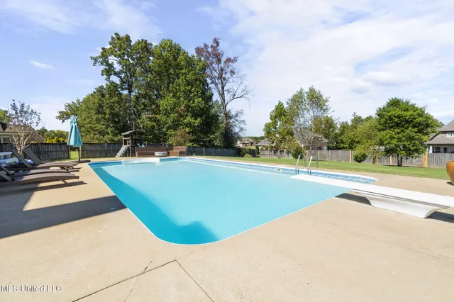 $509,900 | 566 Shadow View Drive, Hernando, MS 38632