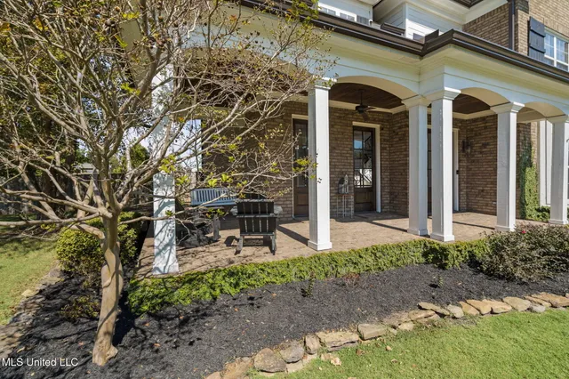 $509,900 | 566 Shadow View Drive, Hernando, MS 38632