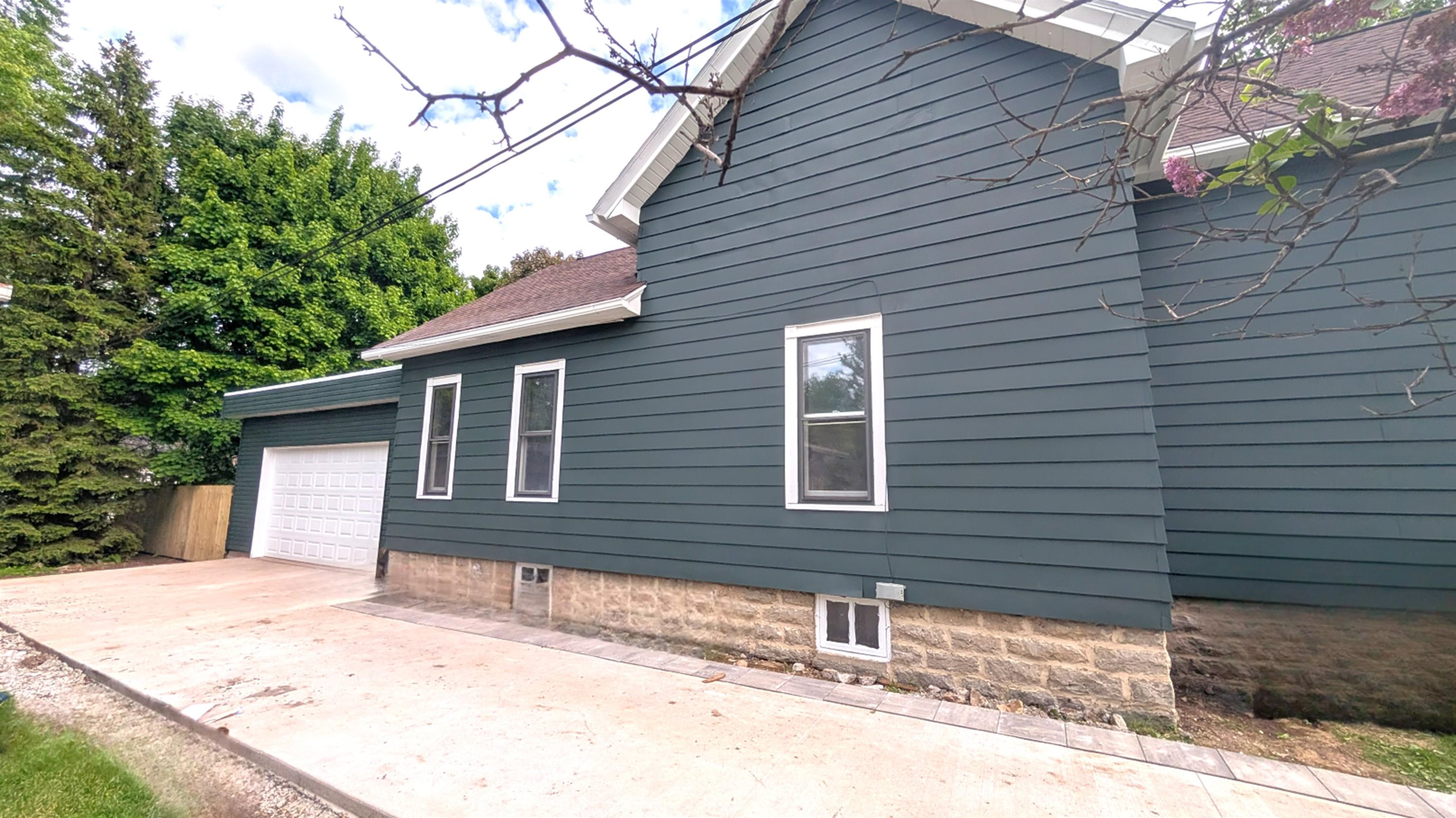 2316 Oregon Street Oshkosh, WI 54902 - Photo 15 of 15