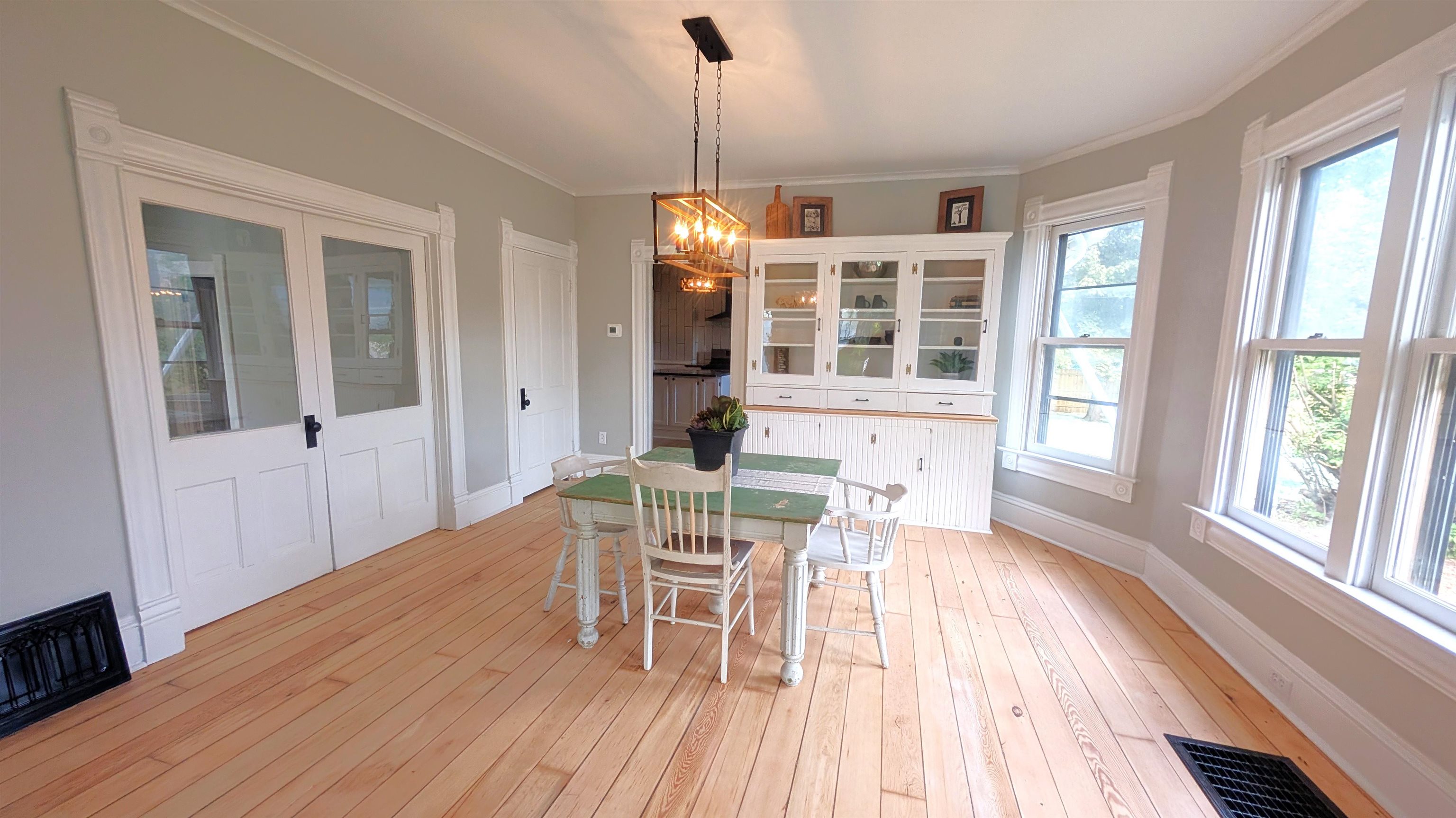 2316 Oregon Street Oshkosh, WI 54902 - Photo 3 of 15