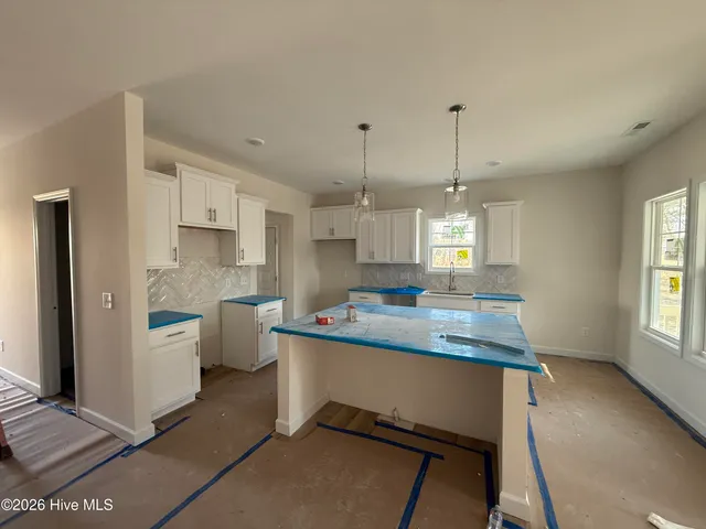 $379,995 | 201 Tuskeegee Drive, Smithfield, NC 27577