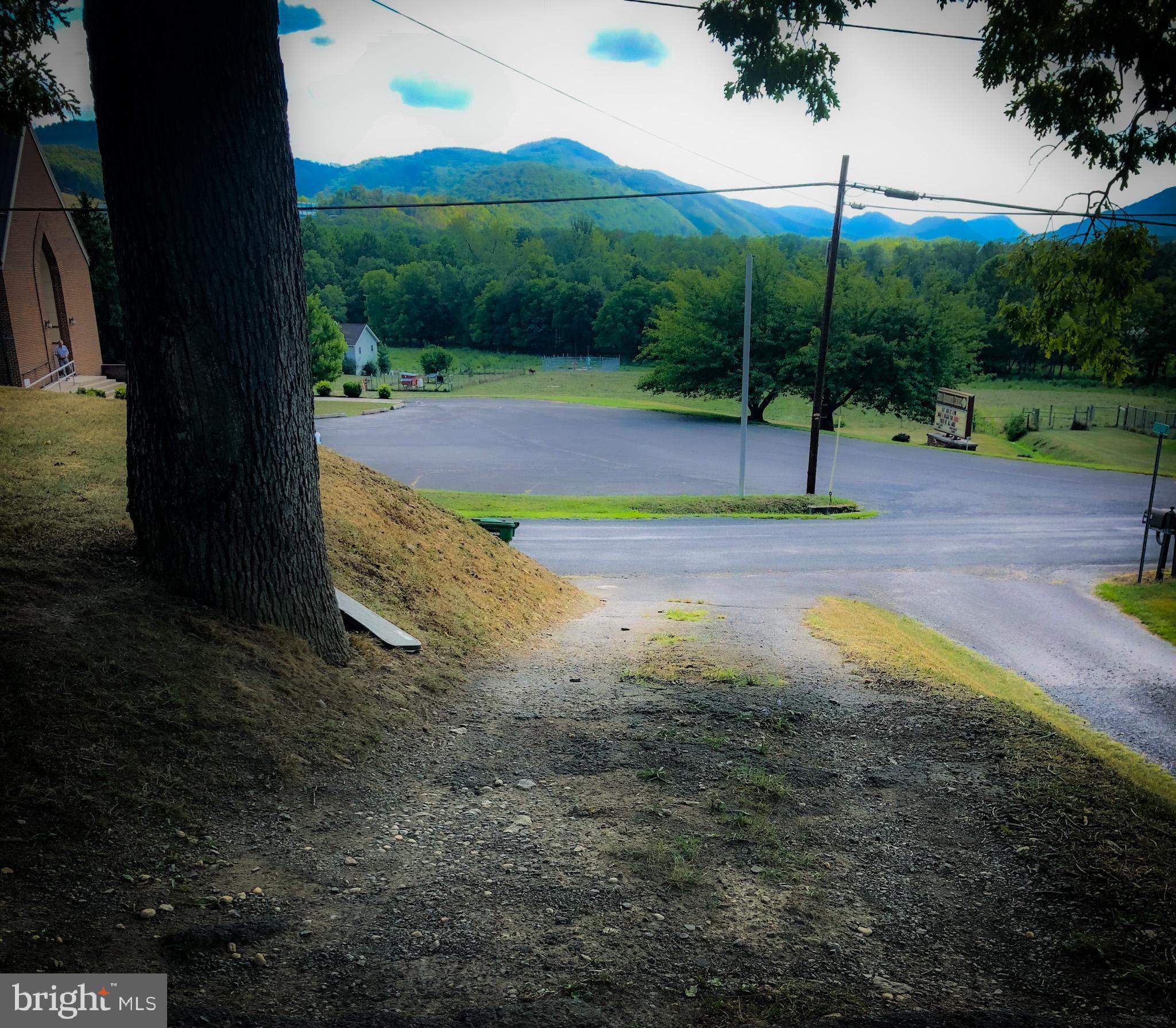 13825 Pinto Road Southwest Cumberland, MD 21502 - Photo 2 of 22 Gravel driveway, entry/exit points, AMAZING VIEW