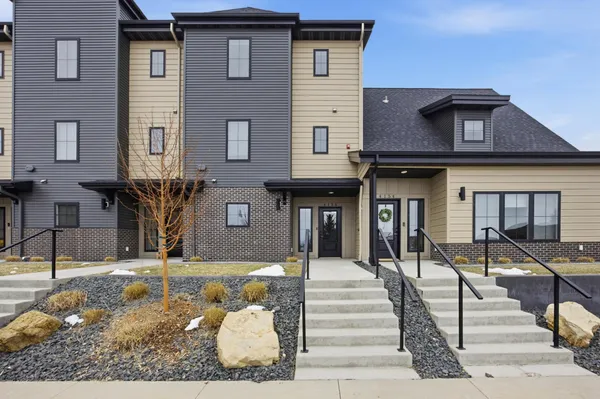 $315,000 | 4156 Arthur Drive, Fargo, ND 58104