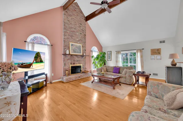 $950,000 | 1 Silver Birch Court, Monmouth Junction, NJ 08852