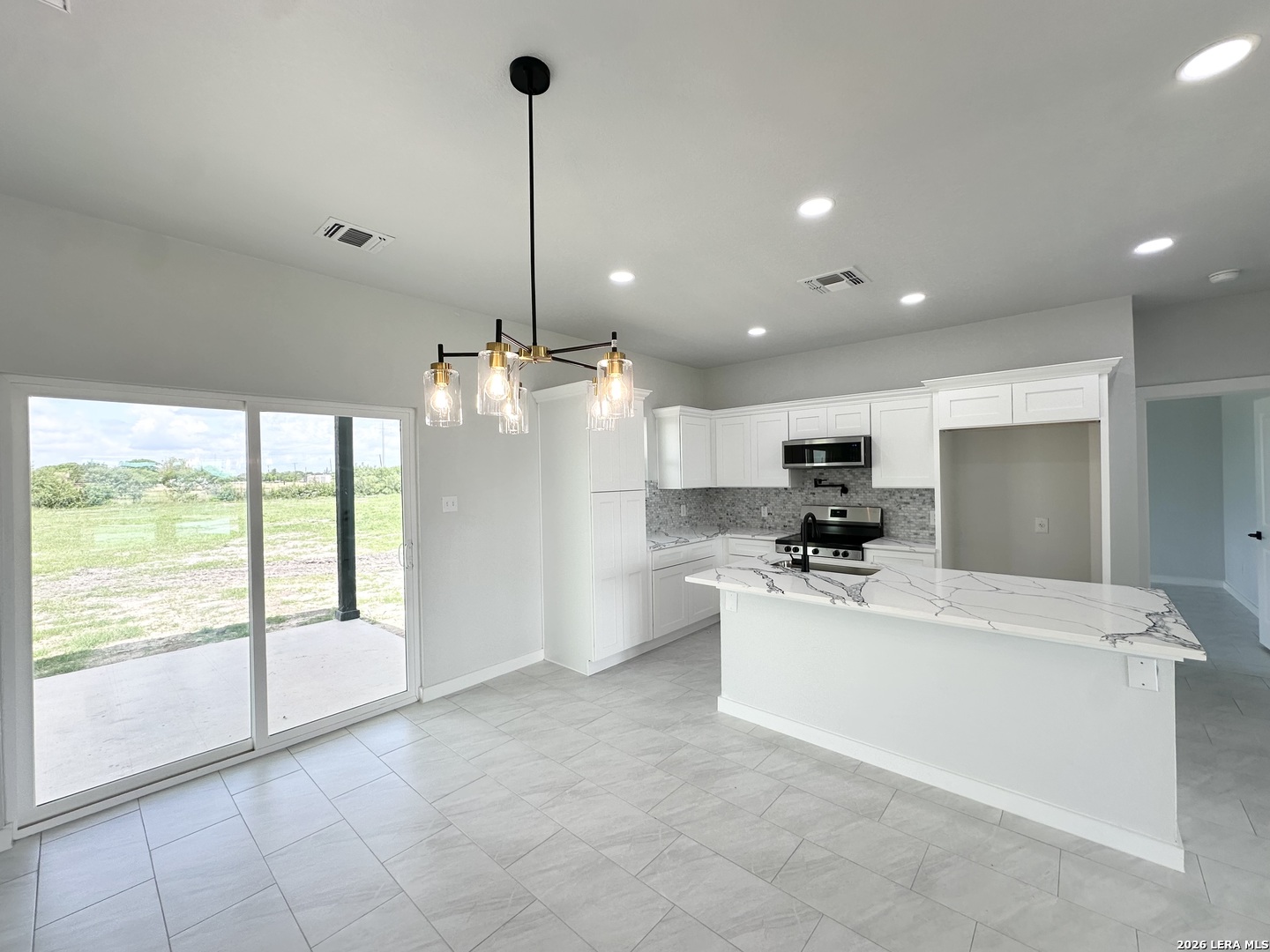 150 Ranchero Way Natalia, TX 78059 - Photo 10 of 30