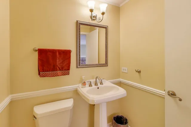 $475,000 | 1407 Wilson Avenue, Wheaton, IL 60189