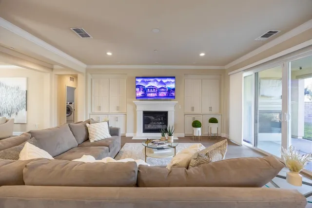 $1,092,500 | 229 Grazia Avenue, Mountain House, CA 95391