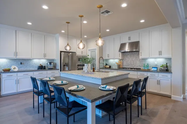 $1,092,500 | 229 Grazia Avenue, Mountain House, CA 95391