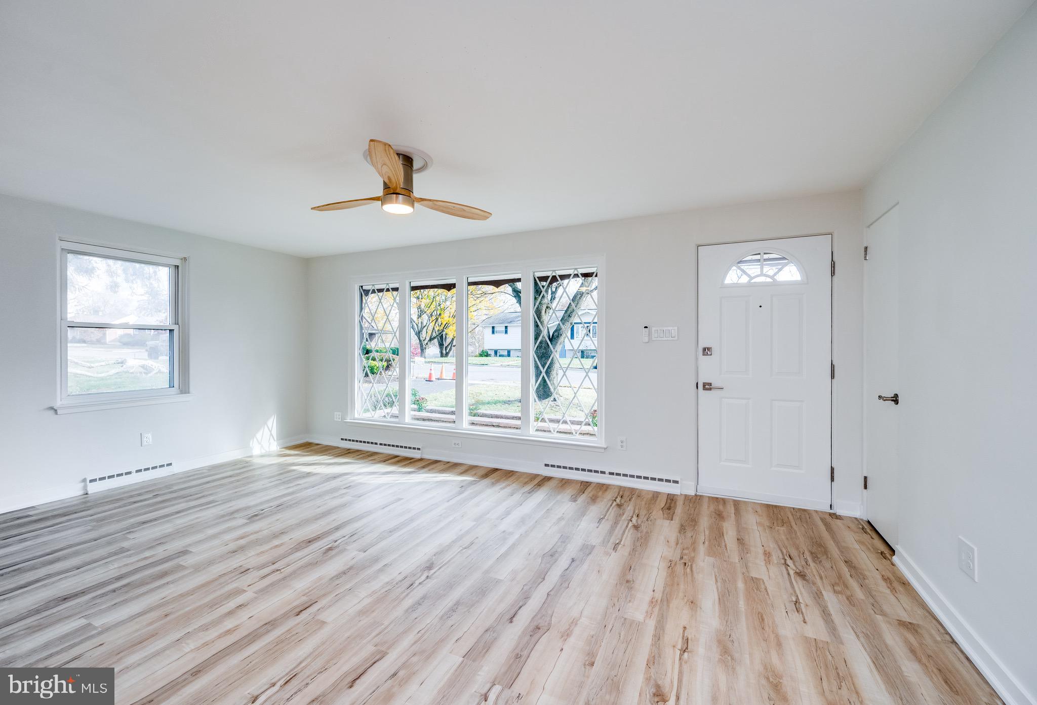 3029 Grandview Boulevard Reading, PA 19608 - Photo 2 of 41