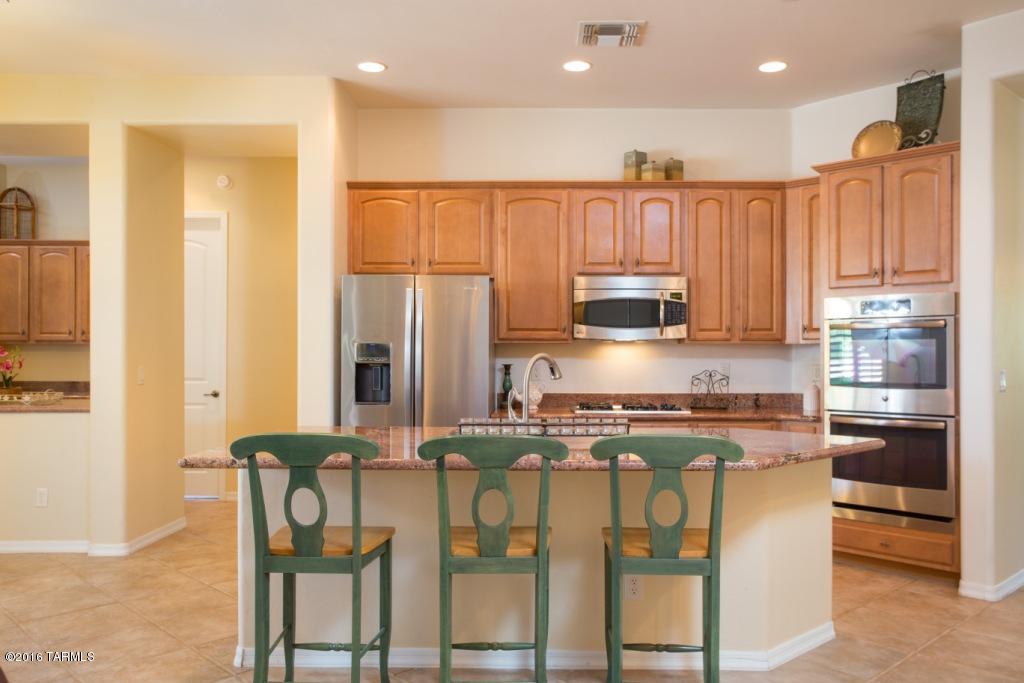 11871 North Sage Brook Road Oro Valley, AZ 85737 - Photo 2 of 8