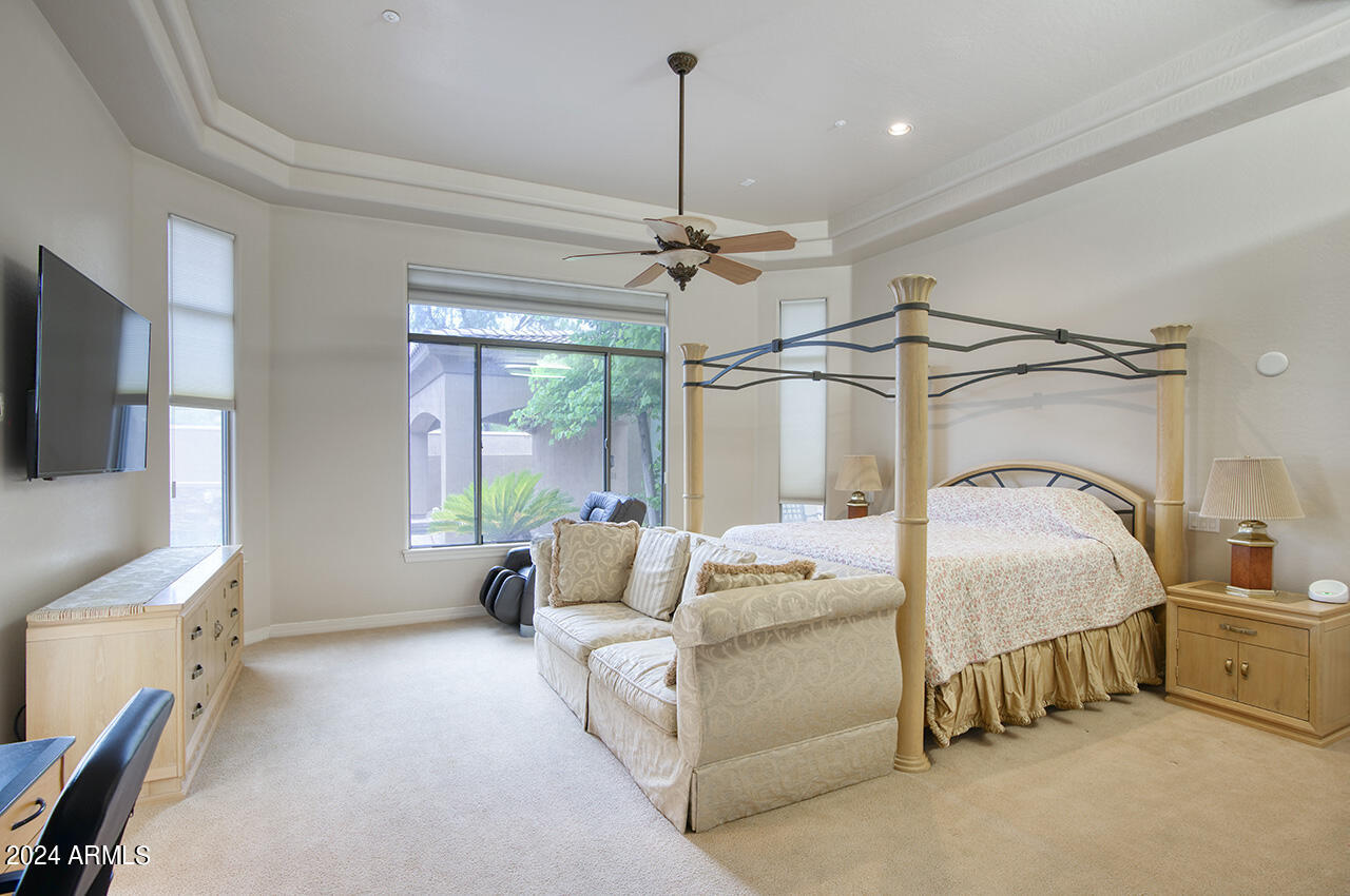8927 East Wethersfield Road Scottsdale, AZ 85260 - Photo 11 of 28 Primary Bedroom