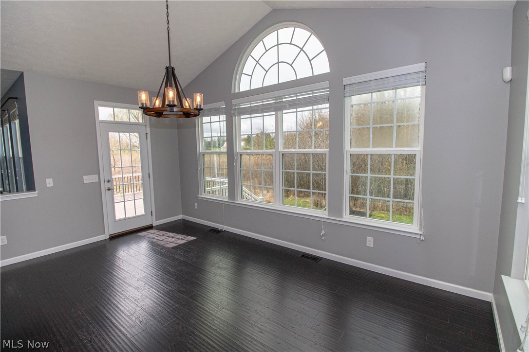 4625 Ridgestone Way Medina, OH 44256 - Photo 8 of 22 eating area
