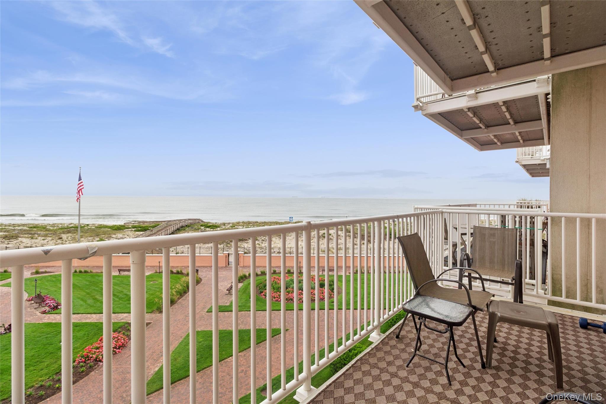 2 Richmond Road, Unit 4BB Long Beach, NY 11561 - Photo 1 of 10