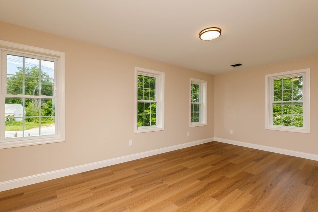 580 Highland Avenue Phillipston, MA 01331 - Photo 13 of 19