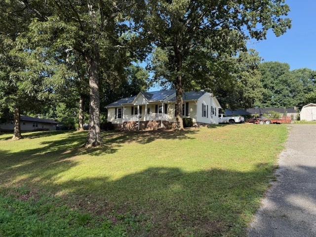 446 Treetop Trail Lawrenceburg, TN 38464 - Photo 3 of 18